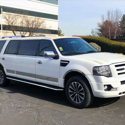 6 PASS WHITE FORD EXPEDITION LIMO